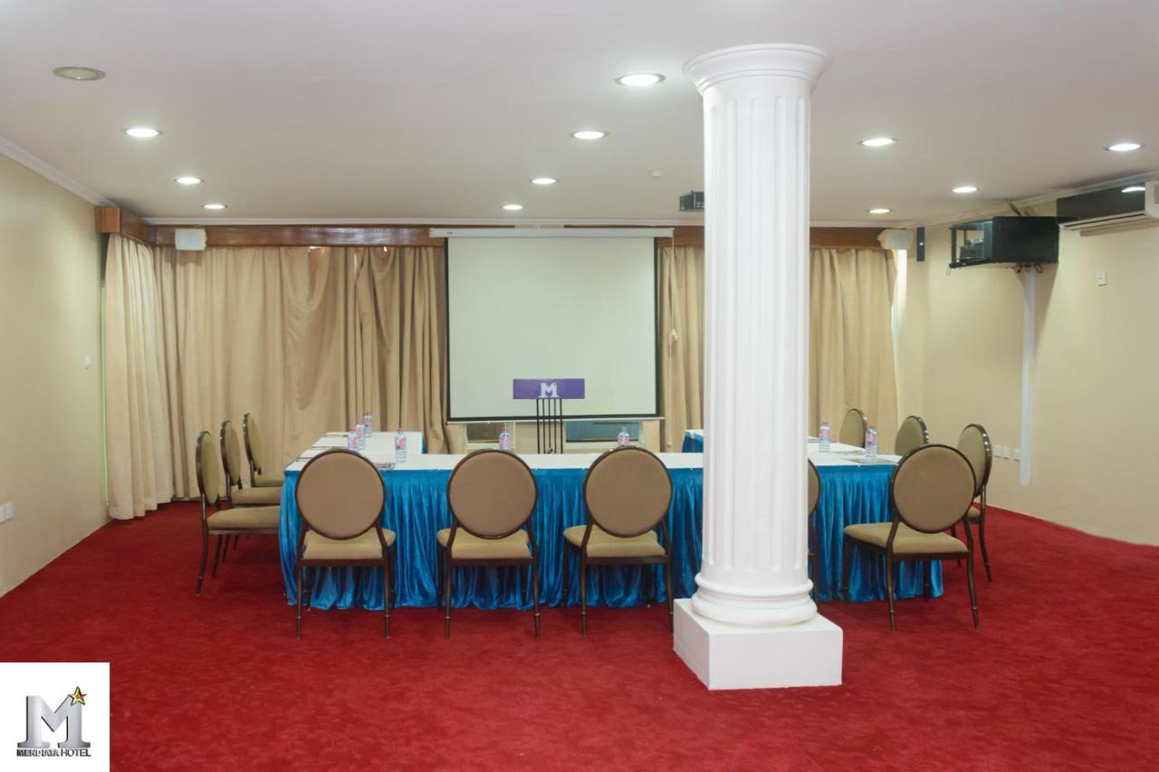 Mendiata Hotel Accra Exterior photo