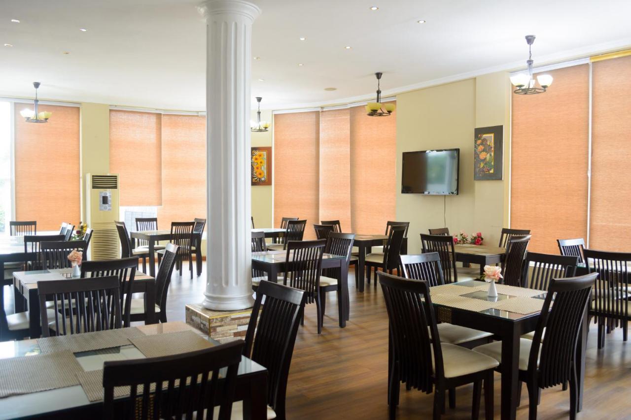 Mendiata Hotel Accra Exterior photo